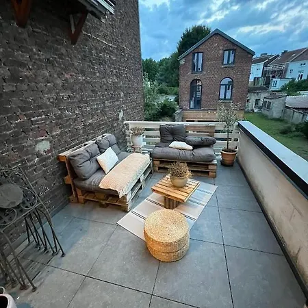 équipé Spacieux 4 Personnes 1er étage Avec Terrasse *